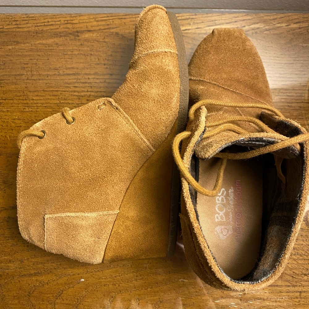 Bobs wedge heel